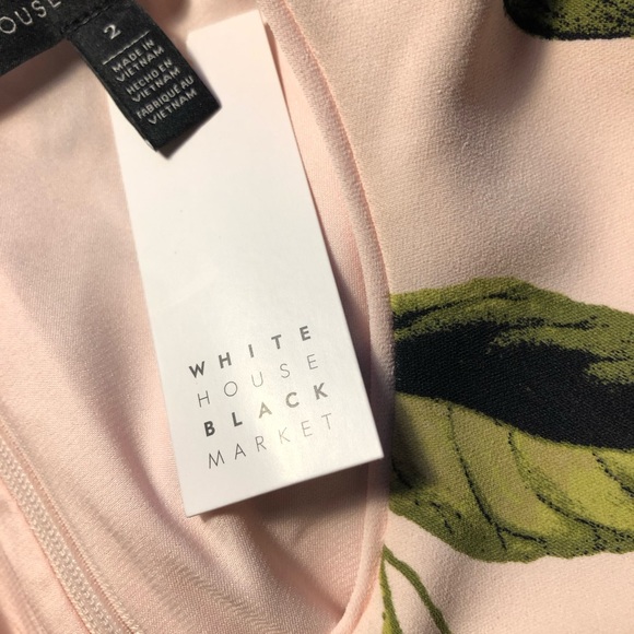 🔥SALE🔥NWOT WHBM Petal-Sleeve Shift Dress - Picture 8 of 11